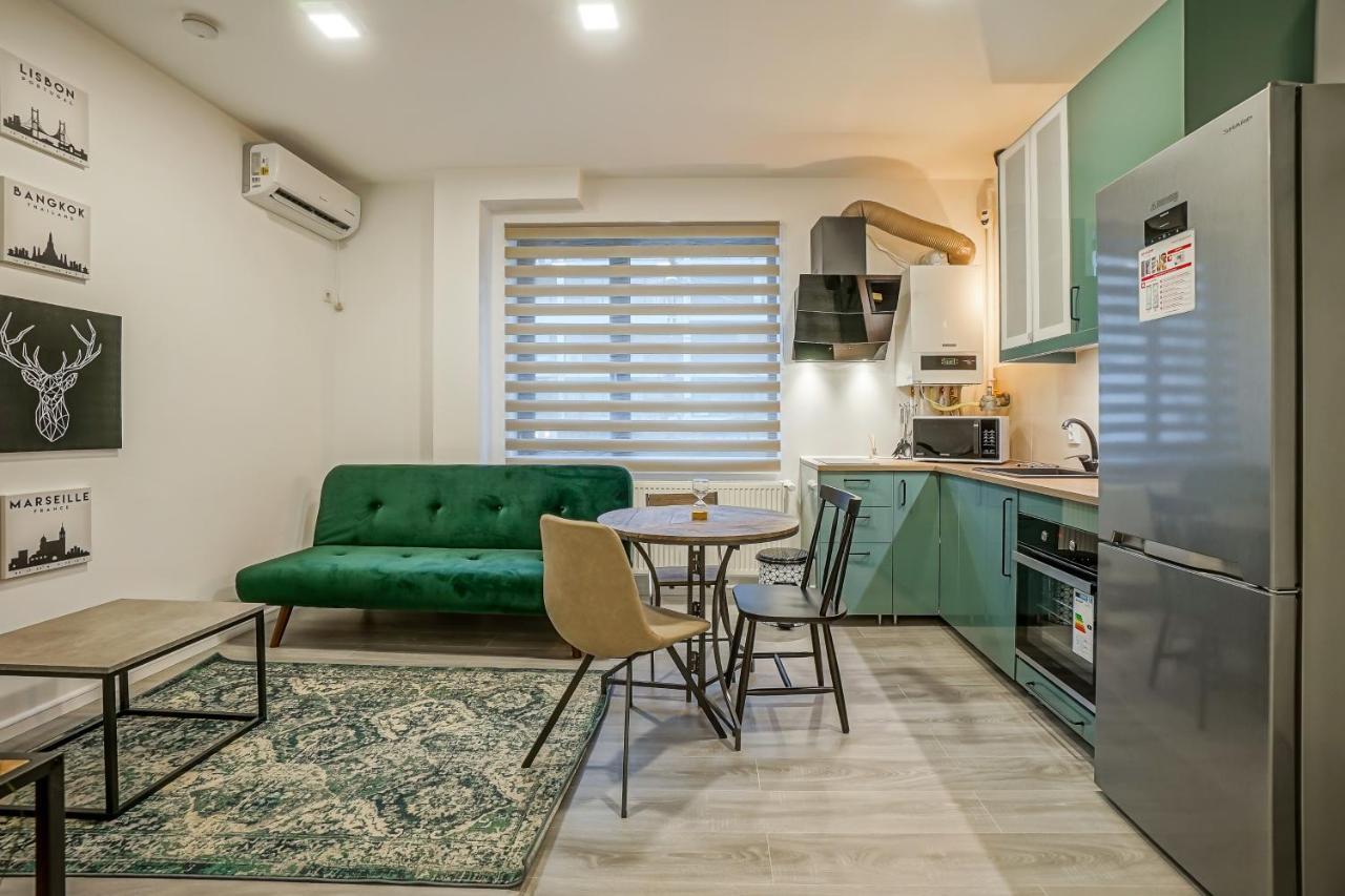 Bright Apartments Moments Away From Herastrau Park, Mall And Metro Bucareste Exterior foto
